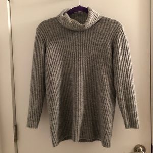 Forever 21 sweater
